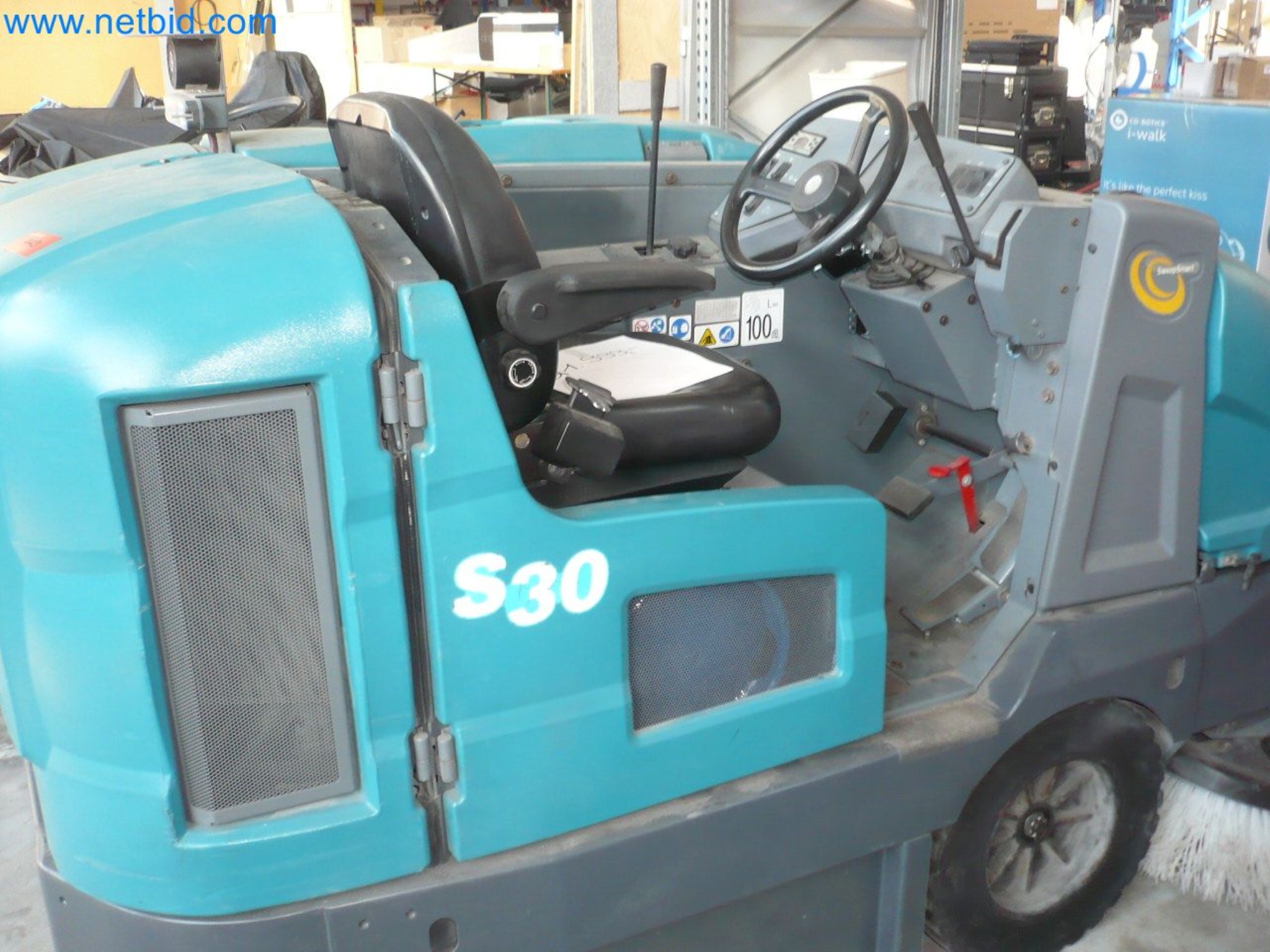 Maszyny czyszczące, sprzęt i akcesoria, środki trwałe i obrotowe oraz pojazdy-1