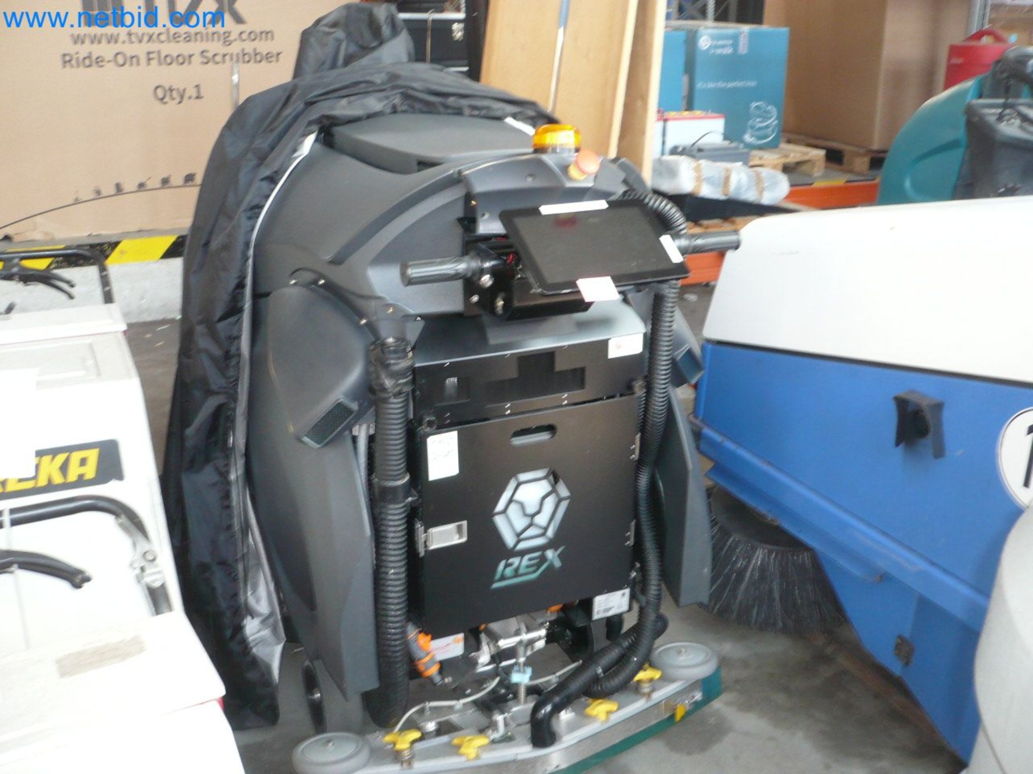 Stroji za čiščenje, oprema in pribor, osnovna in obratna sredstva ter vozila-1