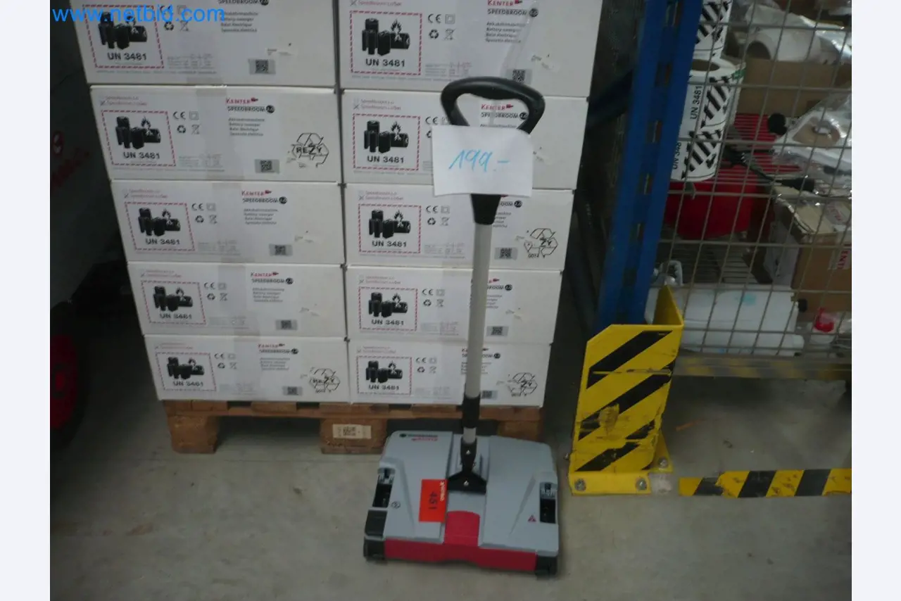 Reinigungsmaschinen, Geräte und Zubehör, Anlage- und Umlaufvermögen sowie Fahrzeuge-1