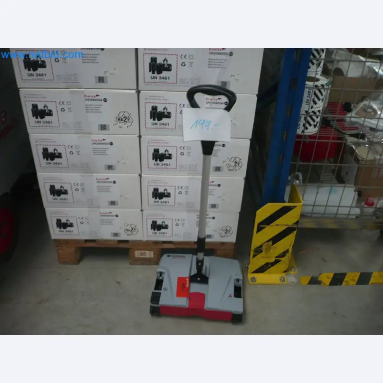 Reinigungsmaschinen, Geräte und Zubehör, Anlage- und Umlaufvermögen sowie Fahrzeuge-1