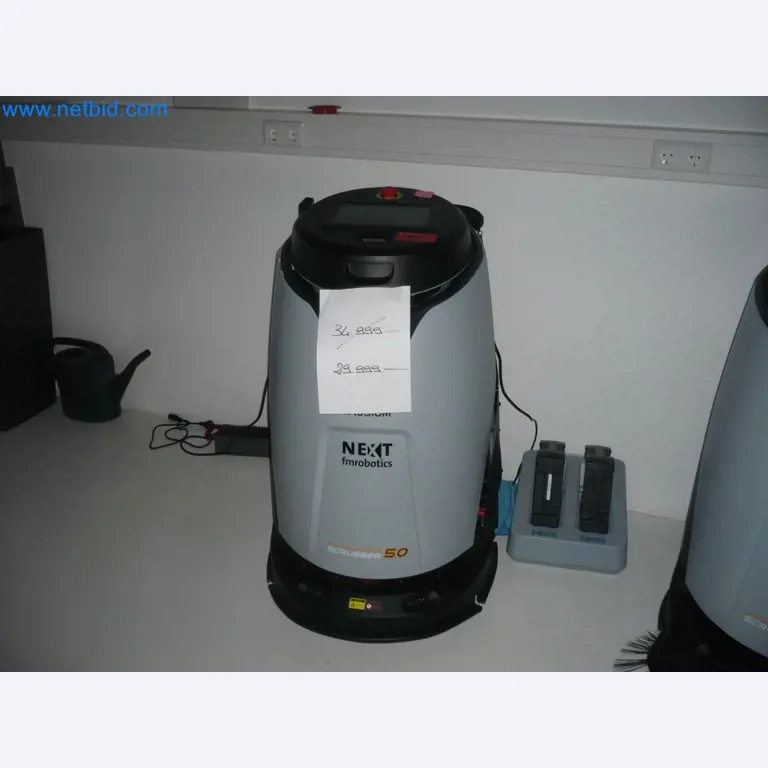 Reinigungsmaschinen, Geräte und Zubehör, Anlage- und Umlaufvermögen sowie Fahrzeuge-1