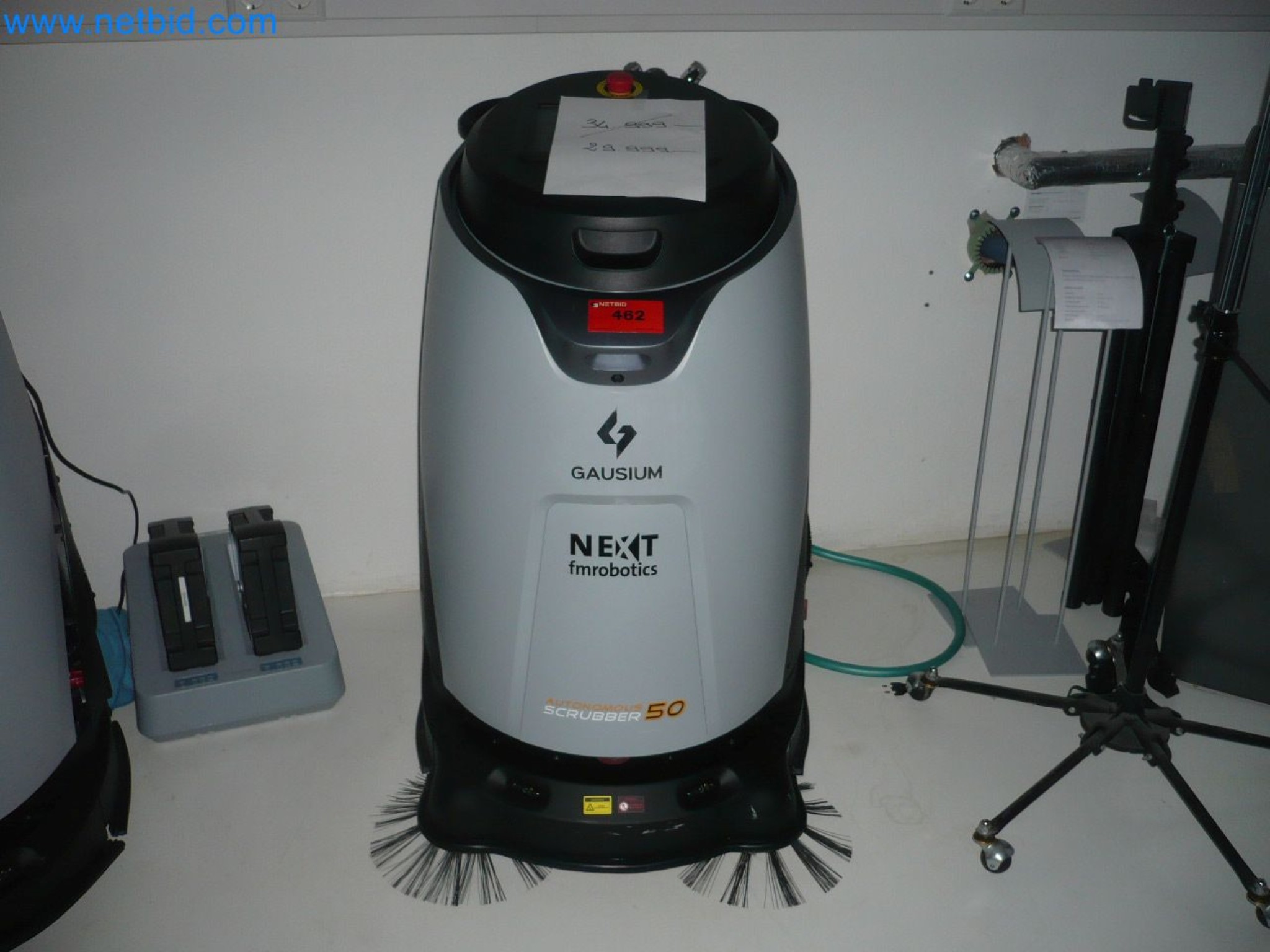 Reinigungsmaschinen, Geräte und Zubehör, Anlage- und Umlaufvermögen sowie Fahrzeuge-1