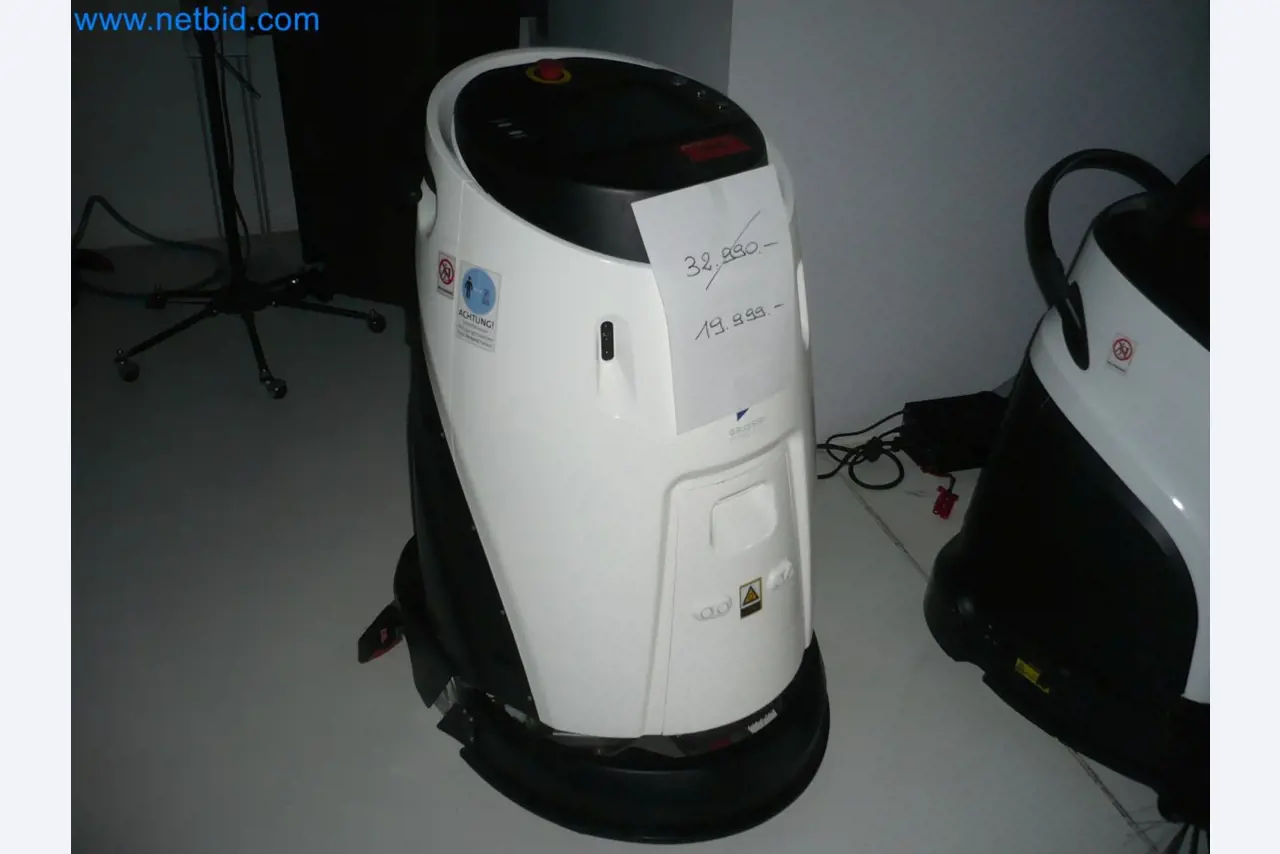 Reinigungsmaschinen, Geräte und Zubehör, Anlage- und Umlaufvermögen sowie Fahrzeuge-1