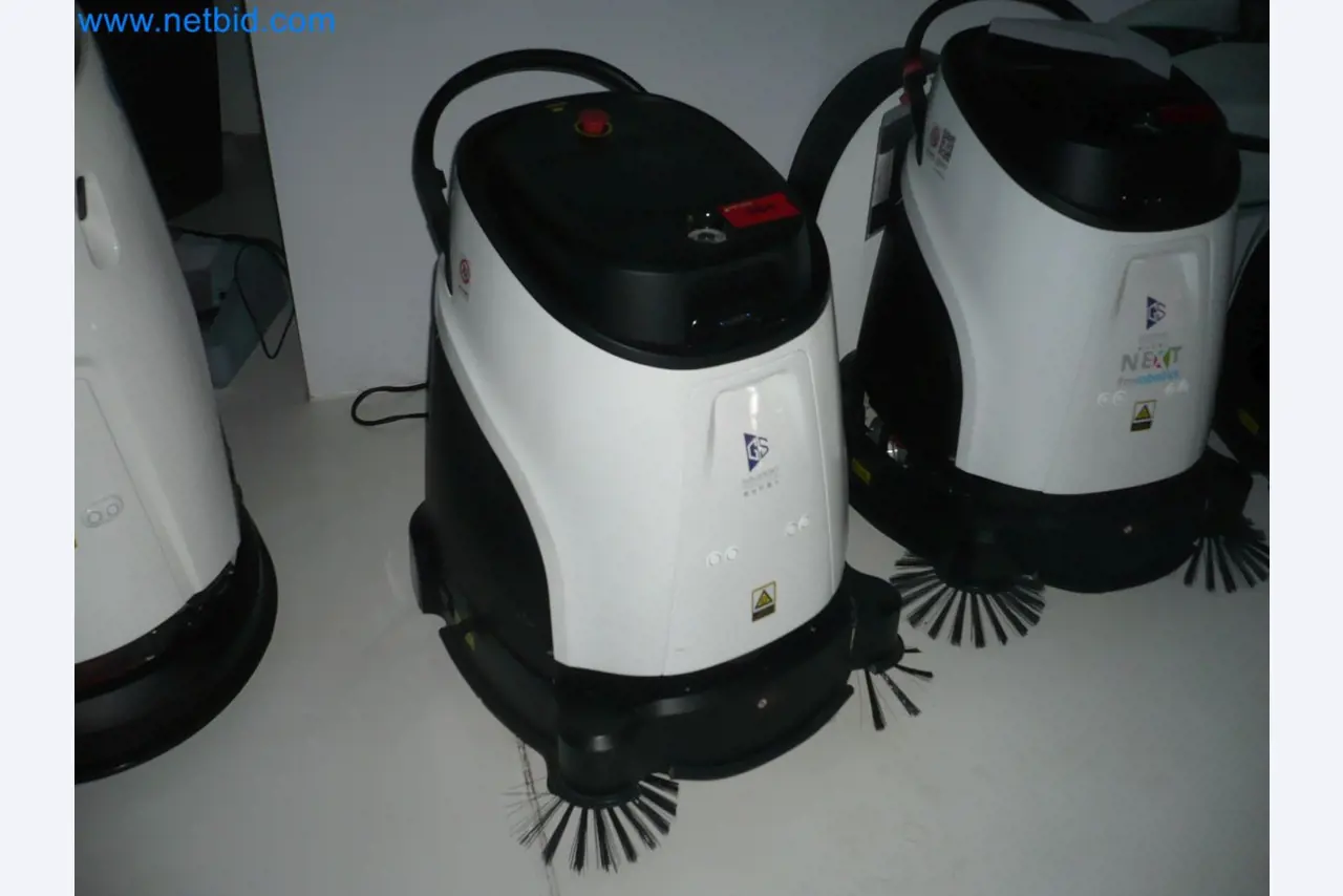 Maszyny czyszczące, sprzęt i akcesoria, środki trwałe i obrotowe oraz pojazdy-1