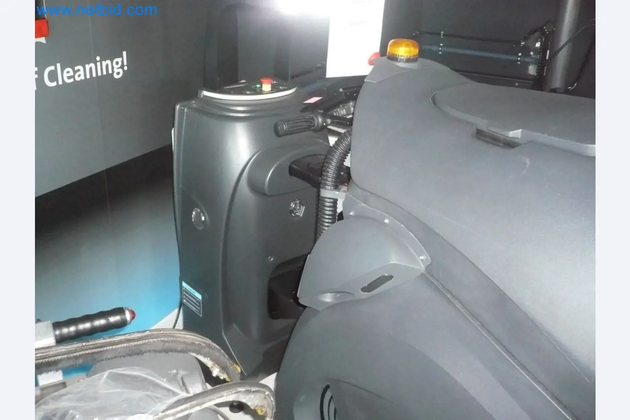 Maszyny czyszczące, sprzęt i akcesoria, środki trwałe i obrotowe oraz pojazdy-2