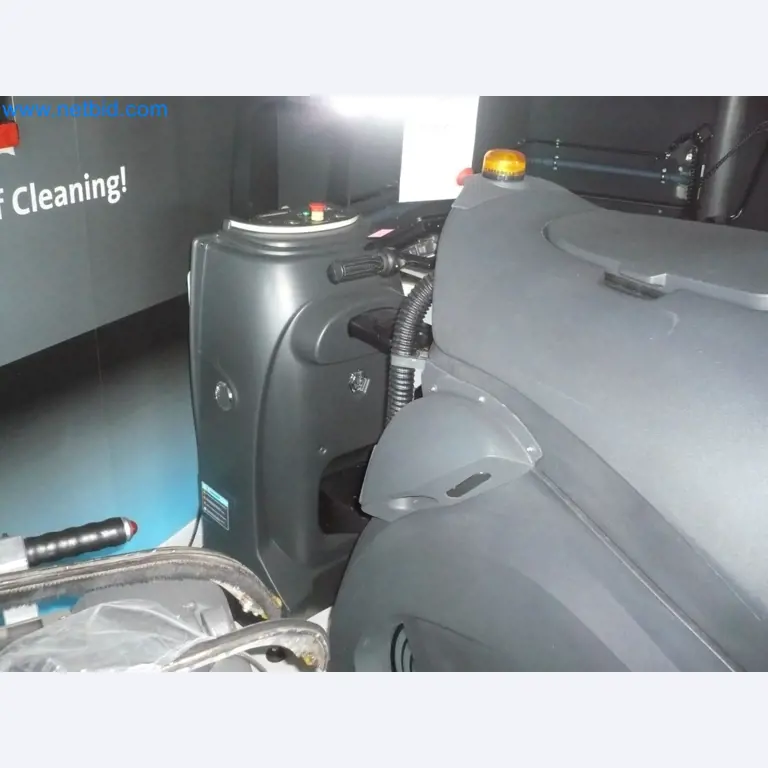 Maszyny czyszczące, sprzęt i akcesoria, środki trwałe i obrotowe oraz pojazdy-2