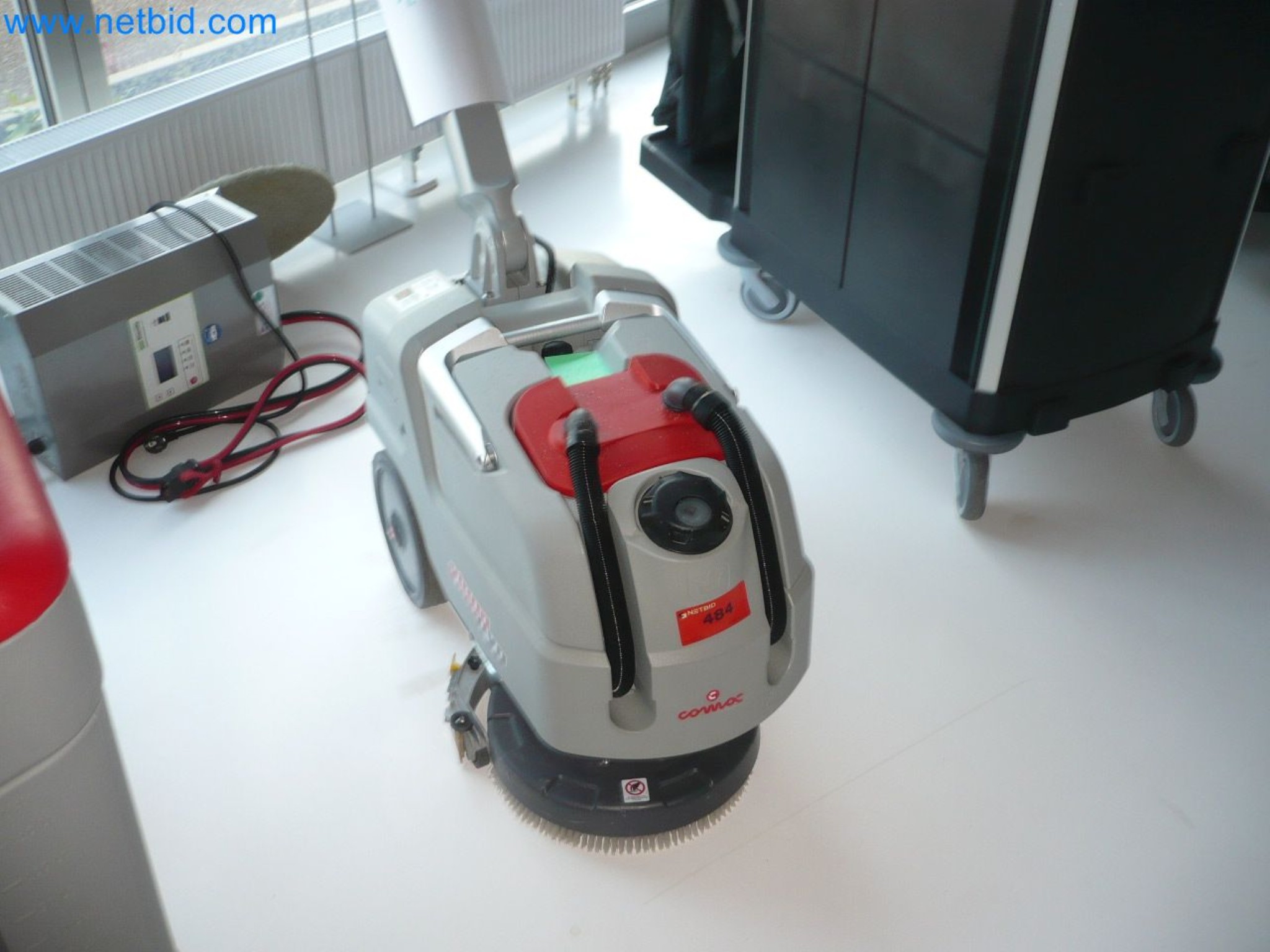 Reinigungsmaschinen, Geräte und Zubehör, Anlage- und Umlaufvermögen sowie Fahrzeuge-1