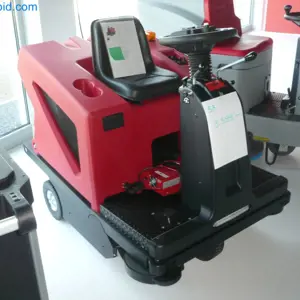 Aufsitzkehrmaschine RCM Sweep 71B/3
