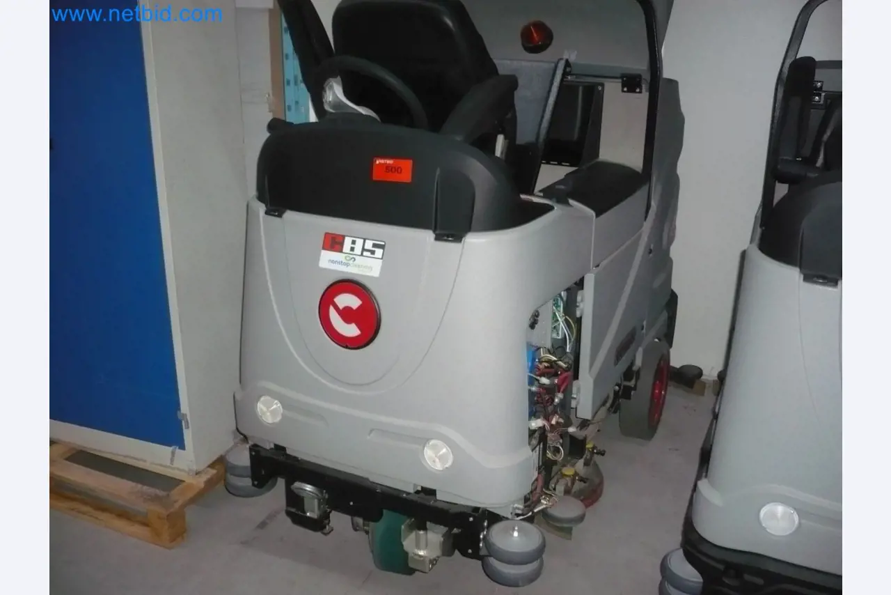 Reinigungsmaschinen, Geräte und Zubehör, Anlage- und Umlaufvermögen sowie Fahrzeuge-1