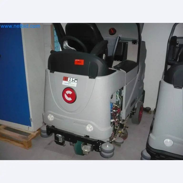 Reinigungsmaschinen, Geräte und Zubehör, Anlage- und Umlaufvermögen sowie Fahrzeuge-1