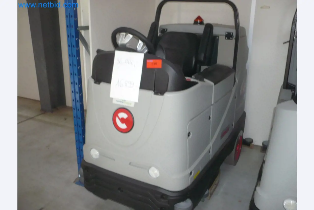 Reinigungsmaschinen, Geräte und Zubehör, Anlage- und Umlaufvermögen sowie Fahrzeuge-1