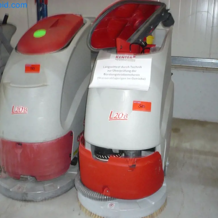 Scheuer-Saug-Maschine Comac L20B