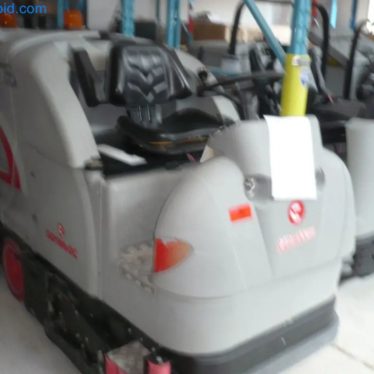 Nassschrubbautomatutomat Comac Ultra 100BS