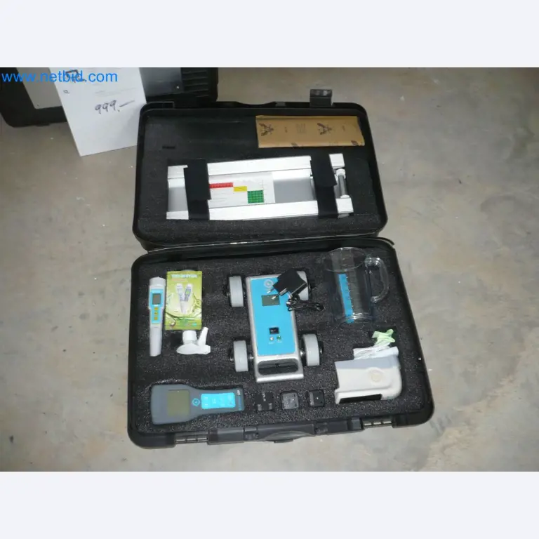 Reinigungsmaschinen, Geräte und Zubehör, Anlage- und Umlaufvermögen sowie Fahrzeuge-1