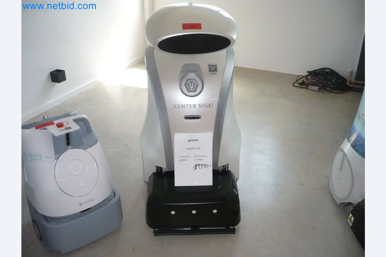 Machines de nettoyage, appareils et accessoires, actifs immobilisés et circulants et véhicules-1