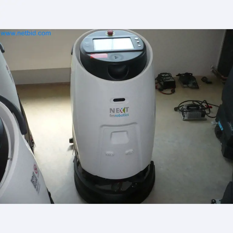 Machines de nettoyage, appareils et accessoires, actifs immobilisés et circulants et véhicules-1