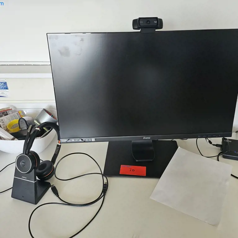 2 24"-Monitore