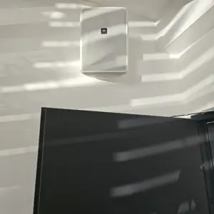 2 Aktivlautsprecher JBL