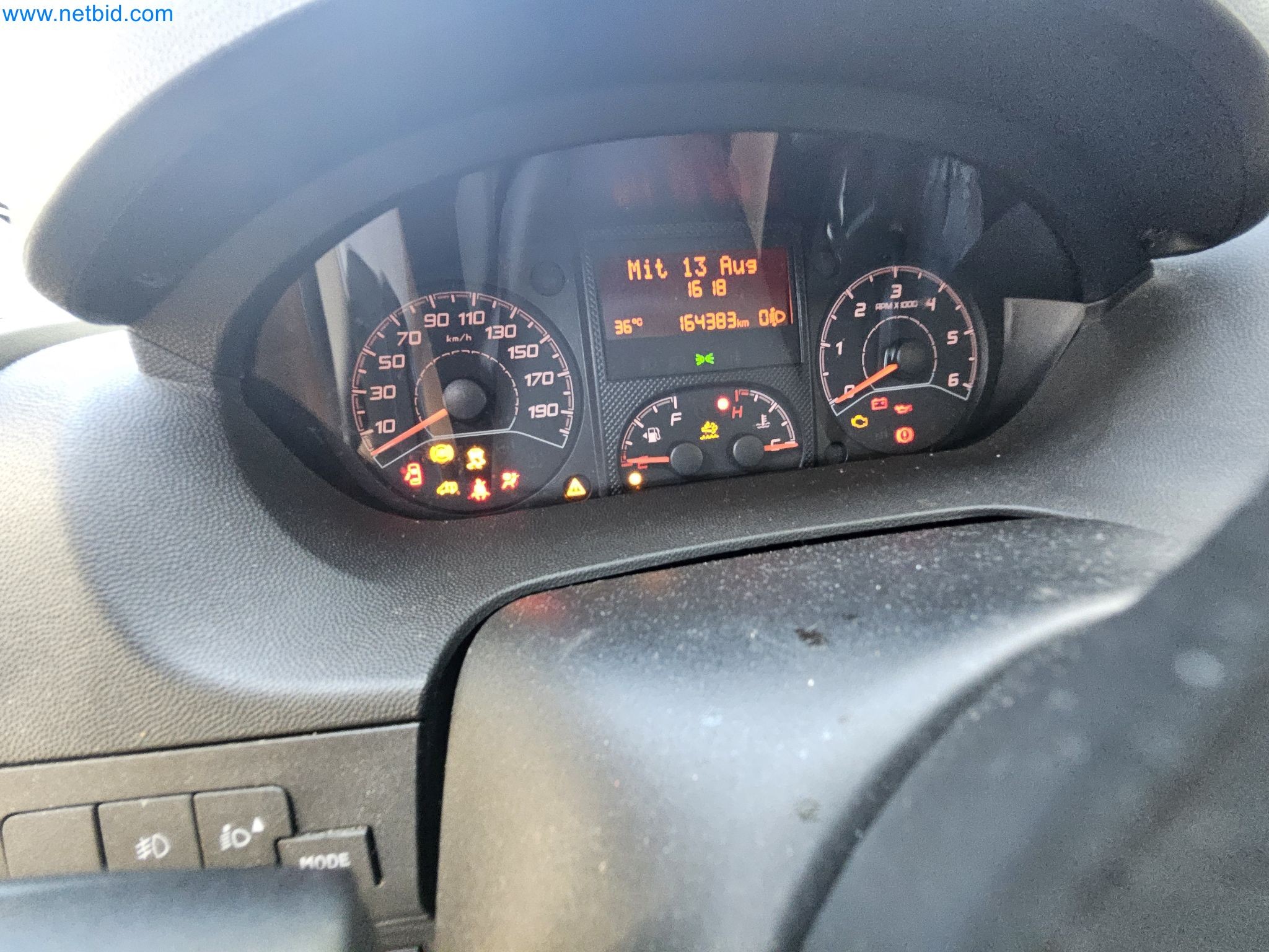 Maszyny czyszczące, sprzęt i akcesoria, środki trwałe i obrotowe oraz pojazdy-7