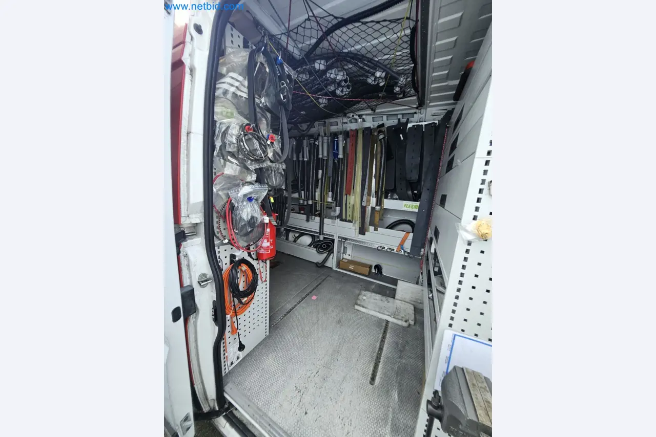 Maszyny czyszczące, sprzęt i akcesoria, środki trwałe i obrotowe oraz pojazdy-9