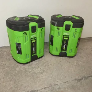 2 Multifunkční dobíjecí baterie EGO BAT6702T