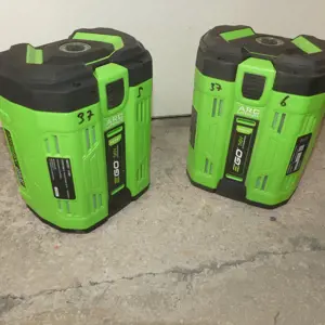 2 Večnamenske akumulatorske baterije EGO BAT6702T