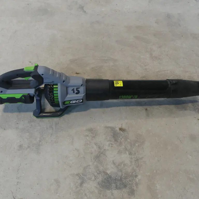 Akumulatorski pihalnik listja EGO LB7650E