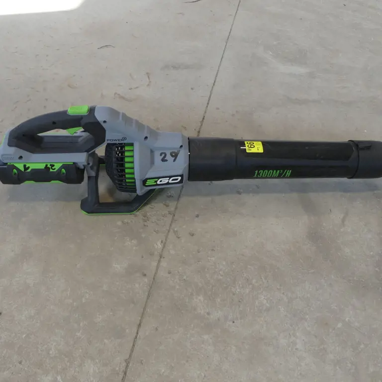 Akumulátorový foukač listí EGO LB7650E
