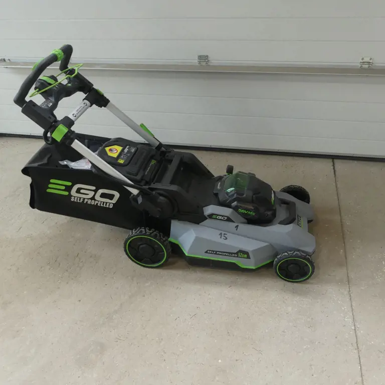 Cortacésped inalámbrico EGO LM2130E-SP