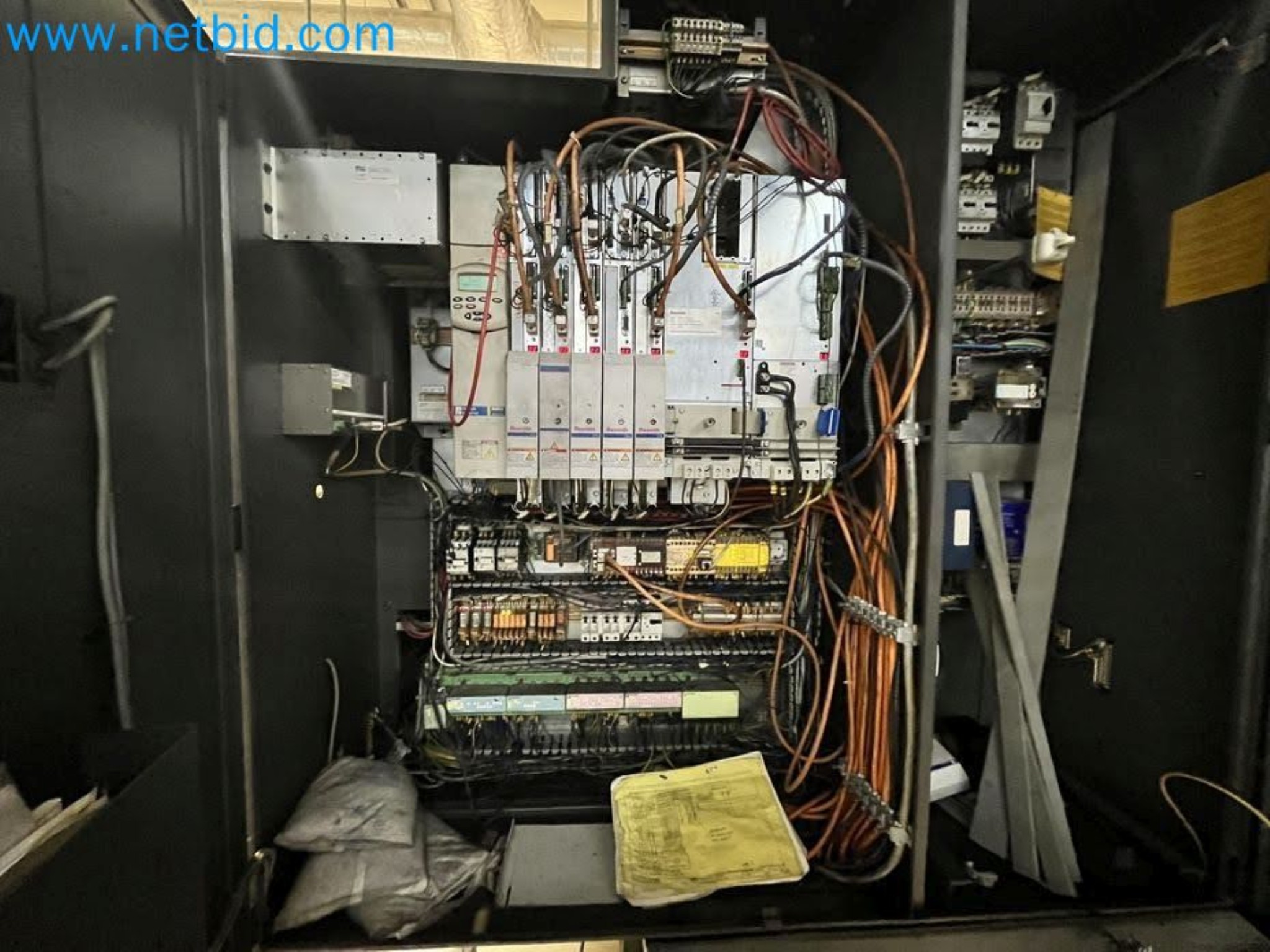 Maszyny do obróbki metalu w Portugalii-45