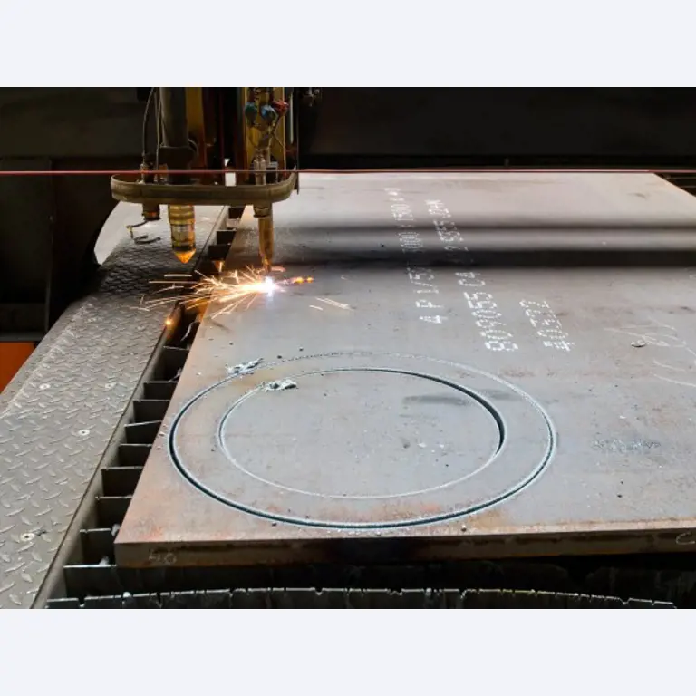 Machines d'une entreprise de travail du métal en Belgique-2