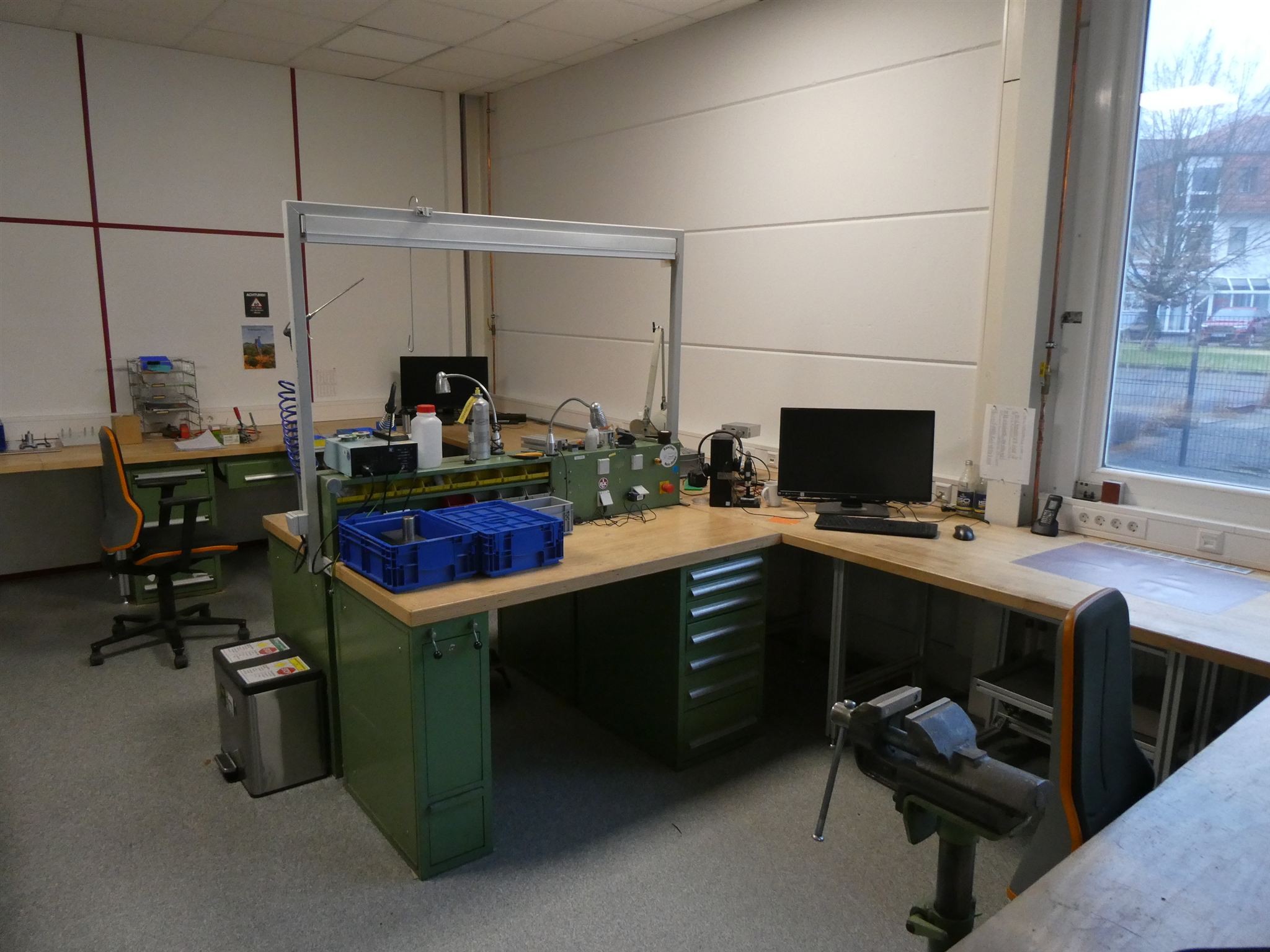 Injection molding machines, CNC machines & assembly lines for heating elements and automotive components-14