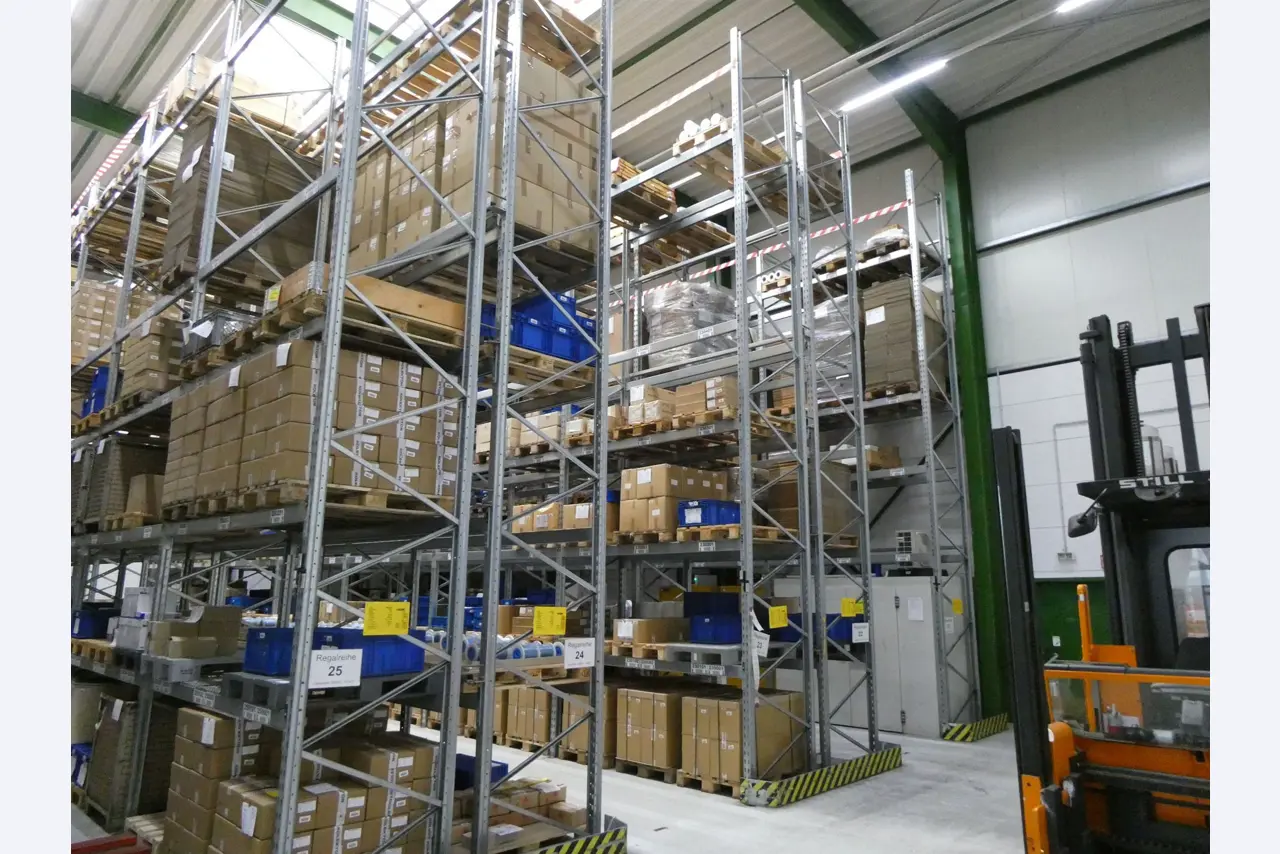 Injection molding machines, CNC machines & assembly lines for heating elements and automotive components-29