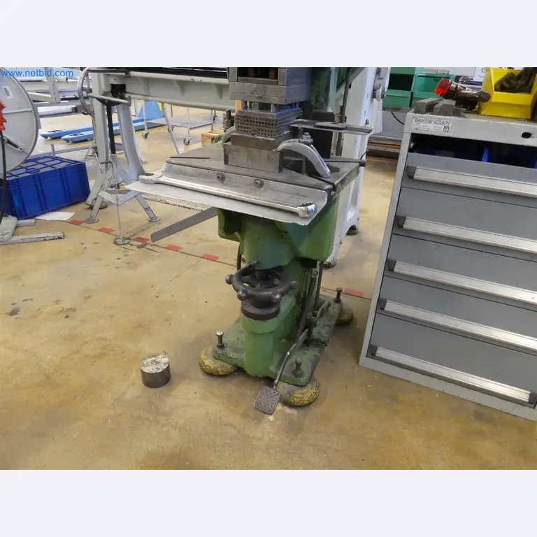 Injection molding machines, CNC machines & assembly lines for heating elements and automotive components-4