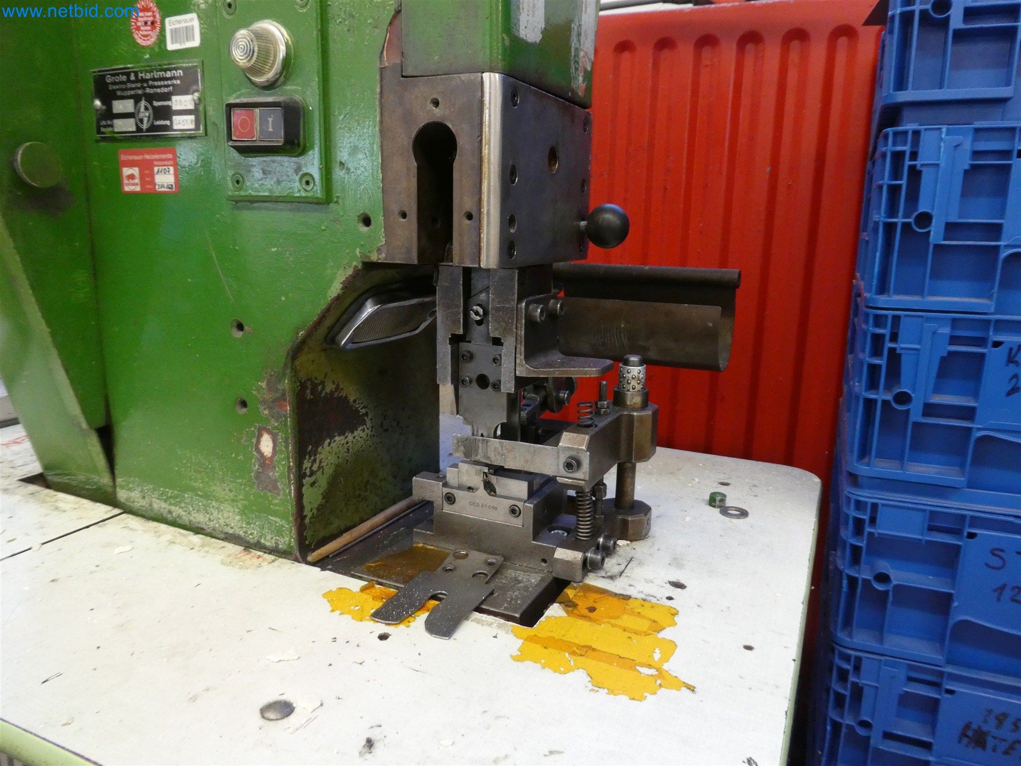 Injection molding machines, CNC machines & assembly lines for heating elements and automotive components-3