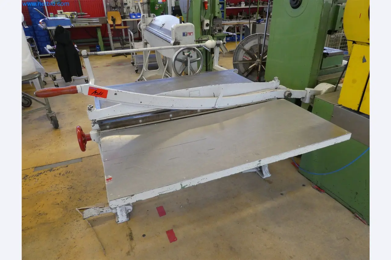 Injection molding machines, CNC machines & assembly lines for heating elements and automotive components-2