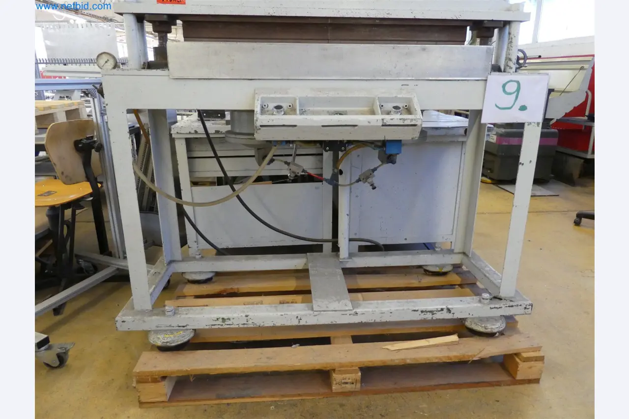 Injection molding machines, CNC machines & assembly lines for heating elements and automotive components-4