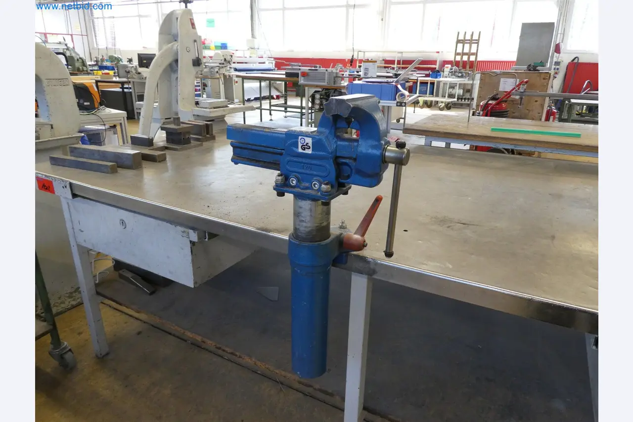 Injection molding machines, CNC machines & assembly lines for heating elements and automotive components-3