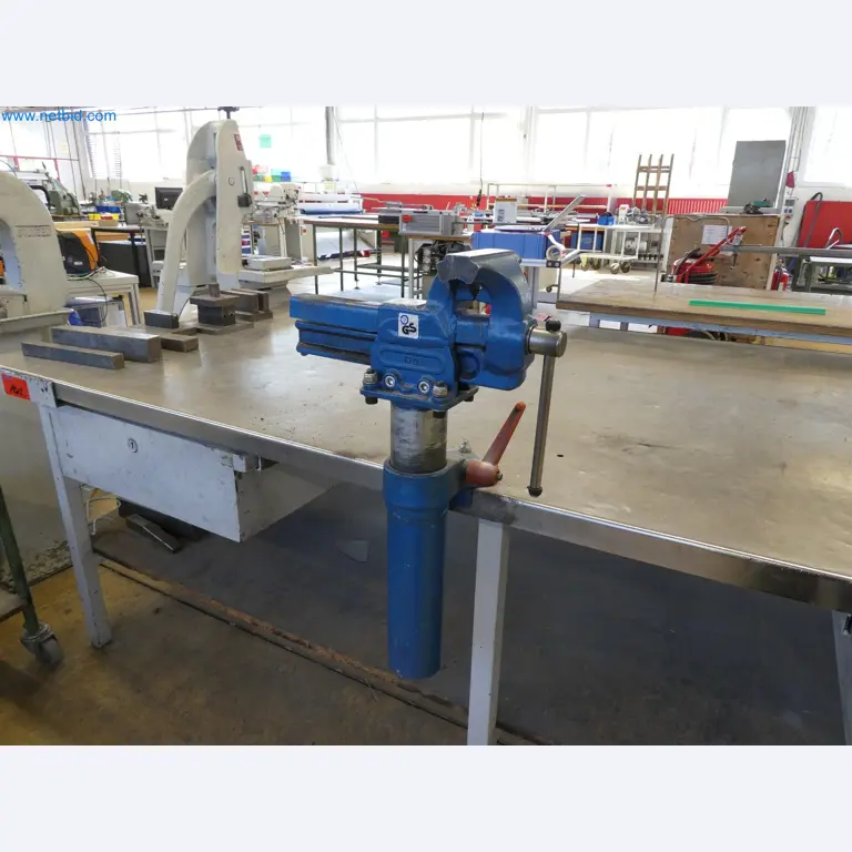 Injection molding machines, CNC machines & assembly lines for heating elements and automotive components-3