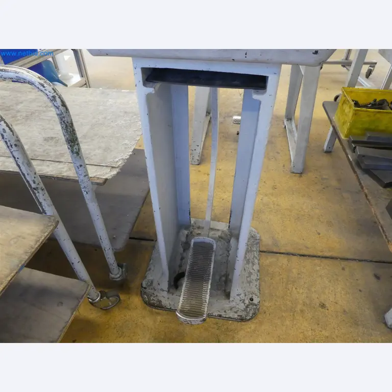 Injection molding machines, CNC machines & assembly lines for heating elements and automotive components-4