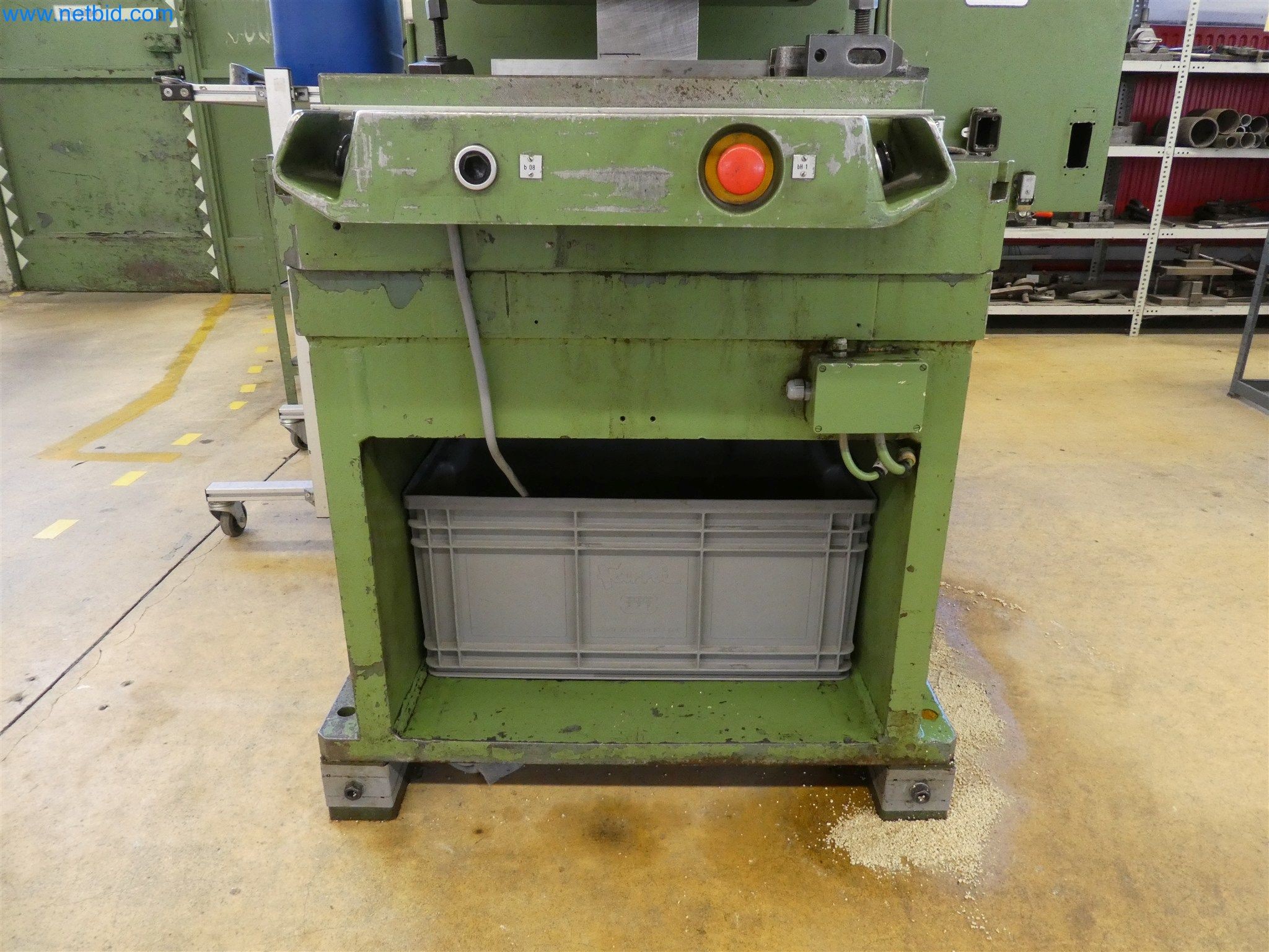 Injection molding machines, CNC machines & assembly lines for heating elements and automotive components-8