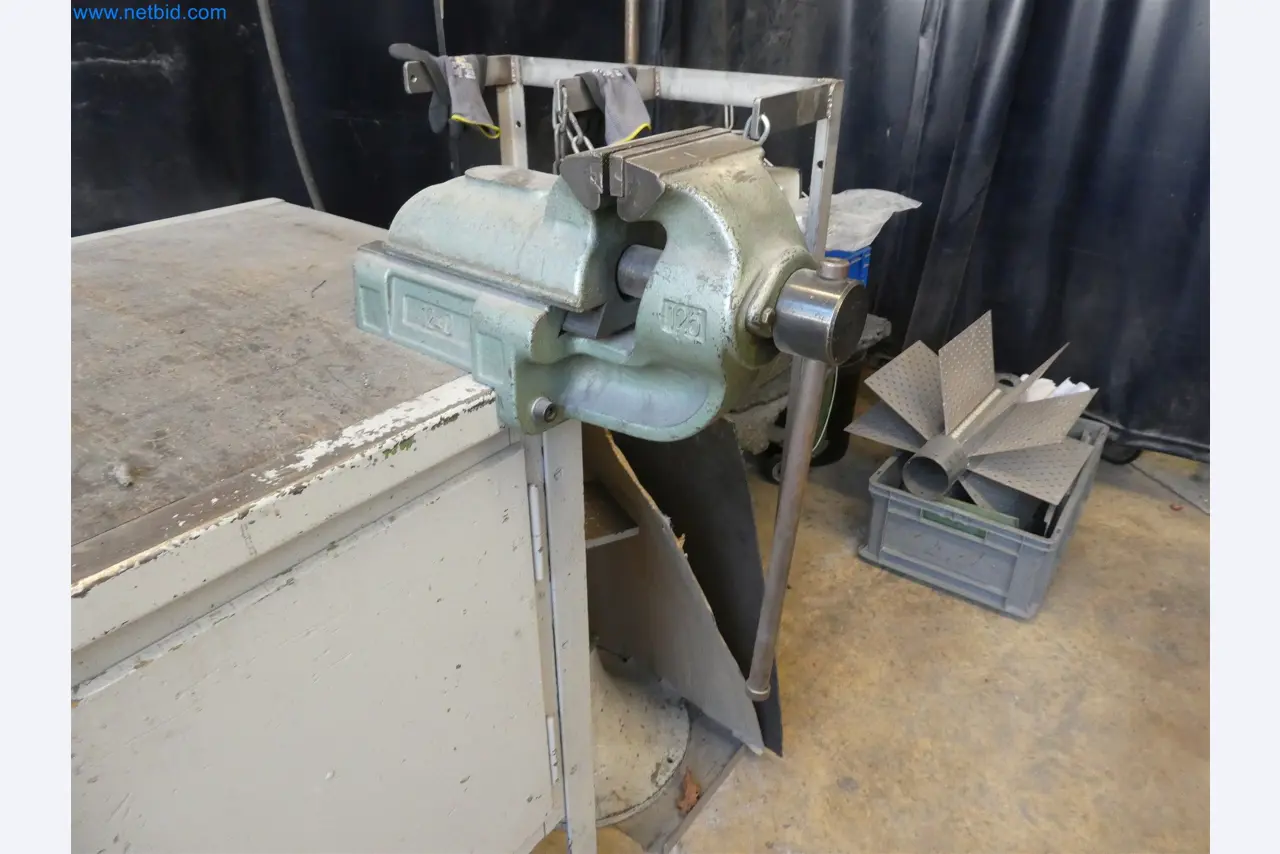 Injection molding machines, CNC machines & assembly lines for heating elements and automotive components-3