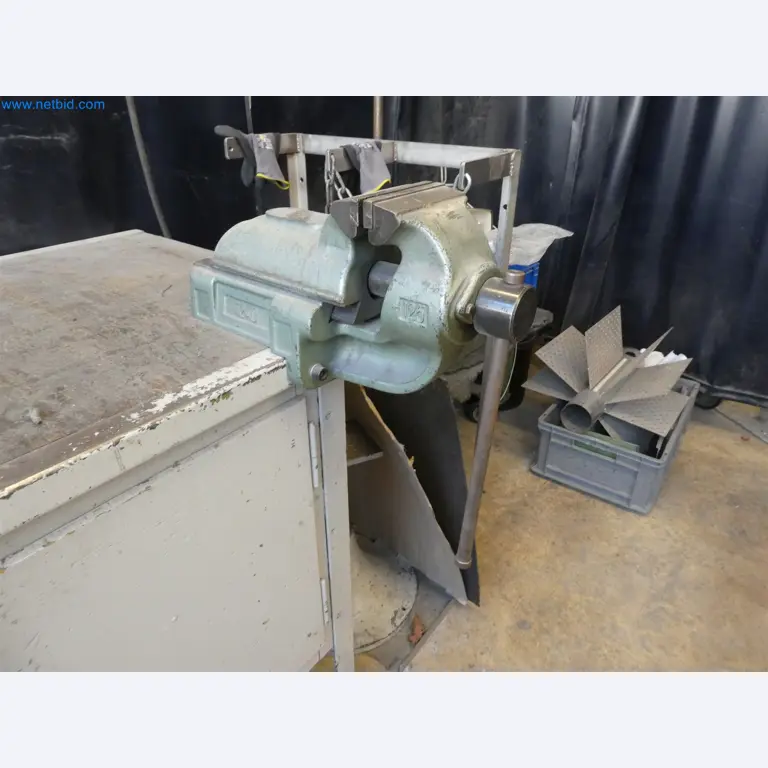 Injection molding machines, CNC machines & assembly lines for heating elements and automotive components-3