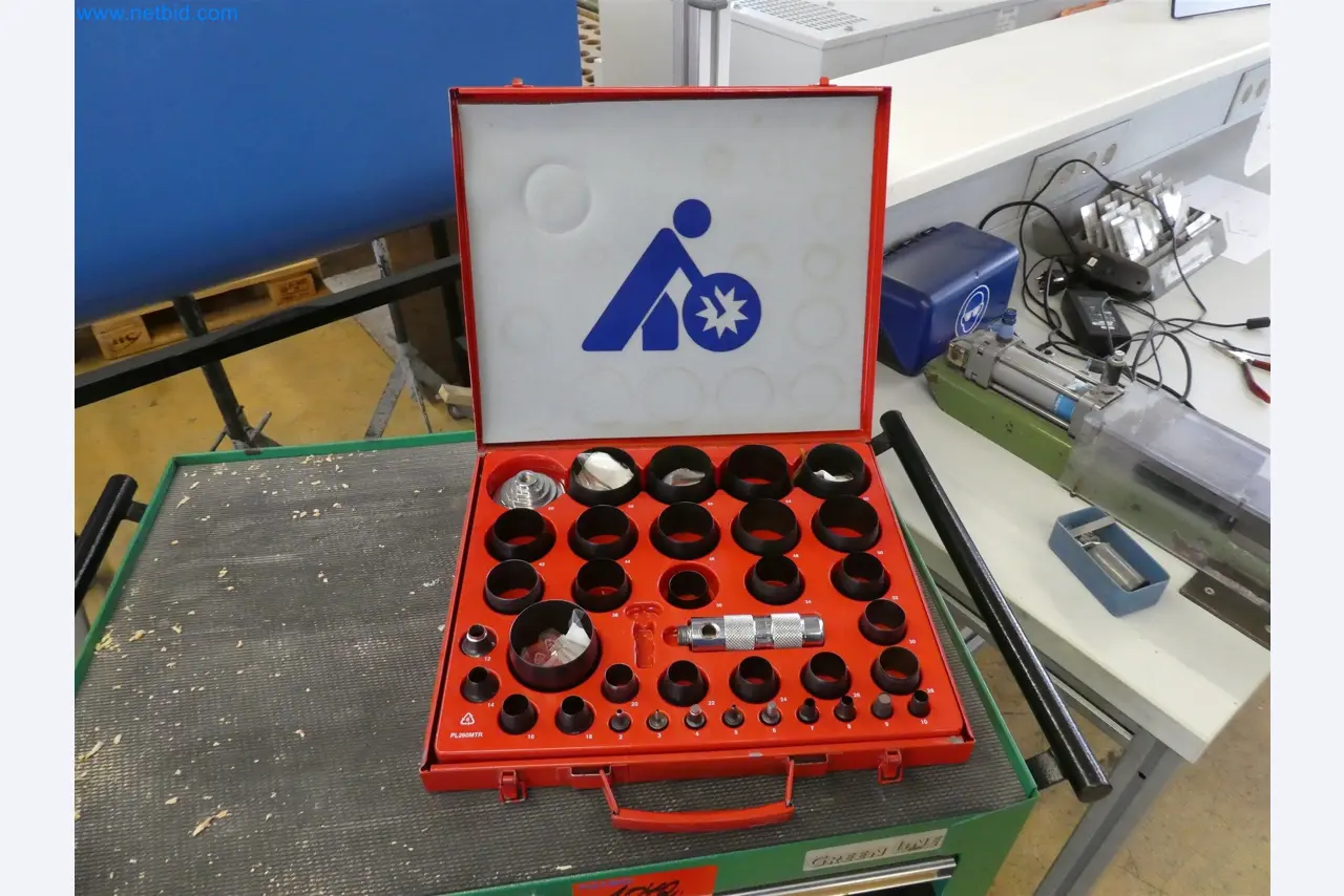 Injection molding machines, CNC machines & assembly lines for heating elements and automotive components-4