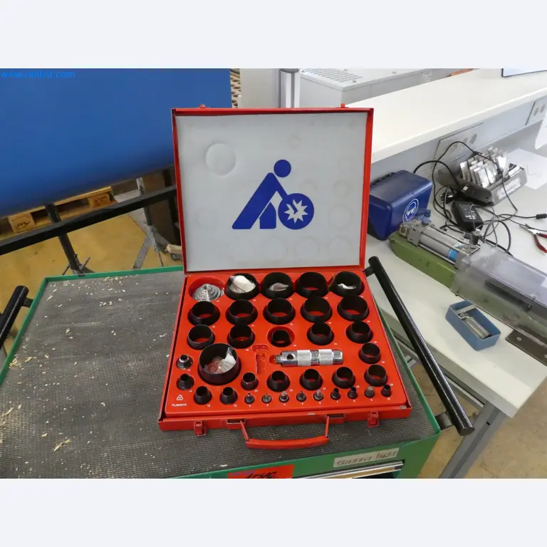 Injection molding machines, CNC machines & assembly lines for heating elements and automotive components-4