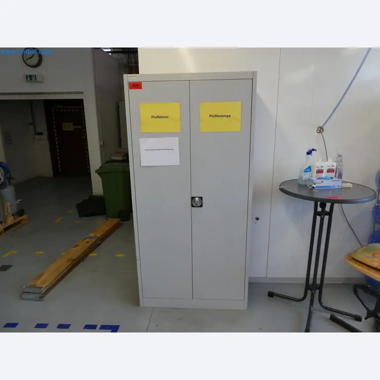 Machines de moulage par injection, machines CNC & lignes d'assemblage pour les éléments chauffants et les composants automobiles-2