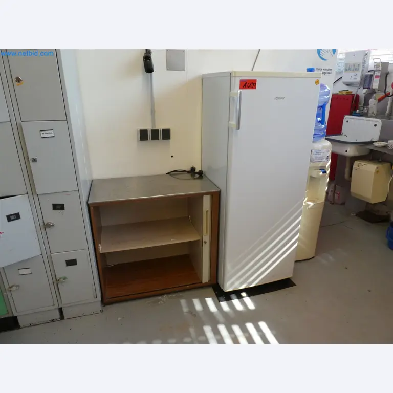 Machines de moulage par injection, machines CNC & lignes d'assemblage pour les éléments chauffants et les composants automobiles-4