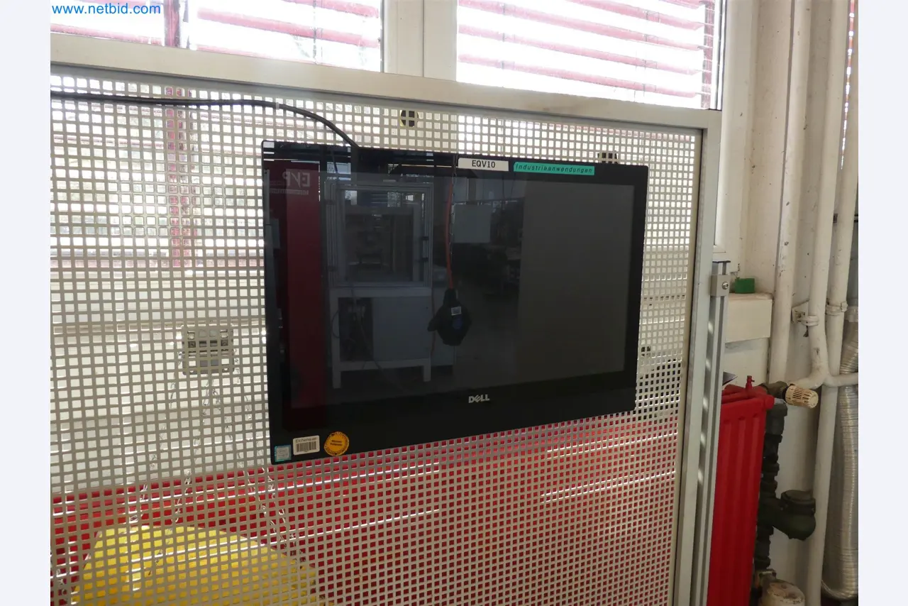 Machines de moulage par injection, machines CNC & lignes d'assemblage pour les éléments chauffants et les composants automobiles-6