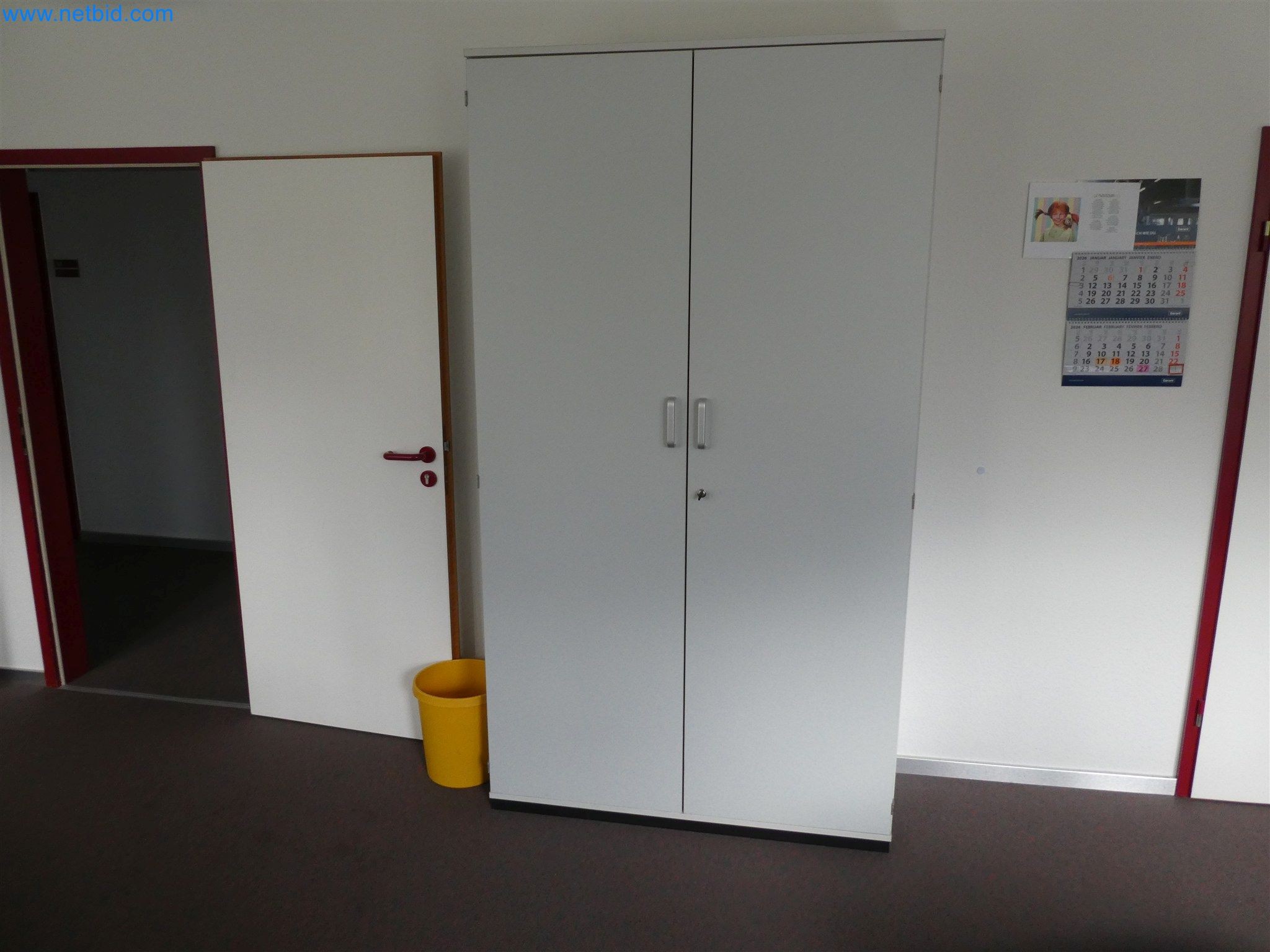 Machines de moulage par injection, machines CNC & lignes d'assemblage pour les éléments chauffants et les composants automobiles-4