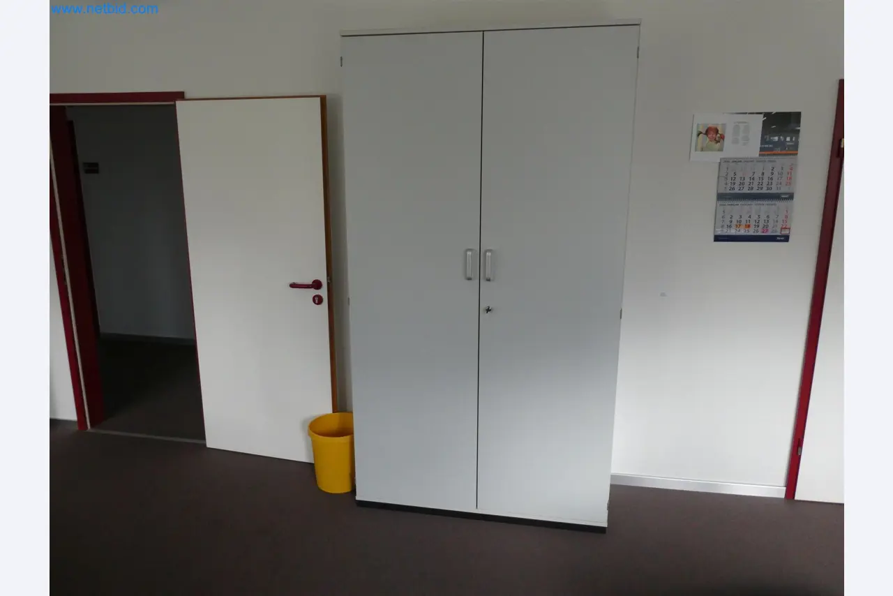 Machines de moulage par injection, machines CNC & lignes d'assemblage pour les éléments chauffants et les composants automobiles-4